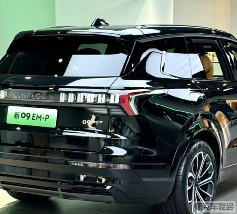 领克09中大型suv